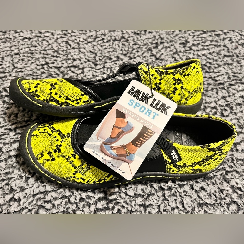 Muk Luk sport shoes